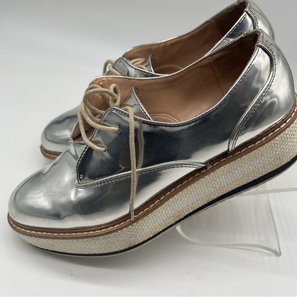 Zara Women’s Silver Metallic Mirror Platform Shoes Sneakers Size 8.5 Eu 39 - Picture 1 of 16